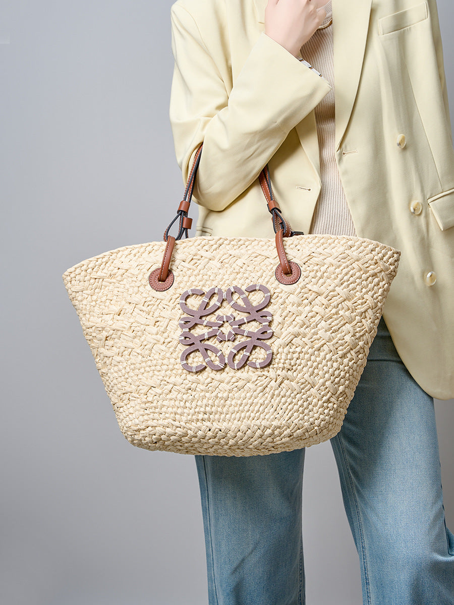 Large-Capacity Women's High-End Raffia Tote Bag with Metal Embellishment – Summer Beach/Seaside Vacation Shoulder Handbag, Hand-Woven Natural Straw Bag for Casual & Chic Style
